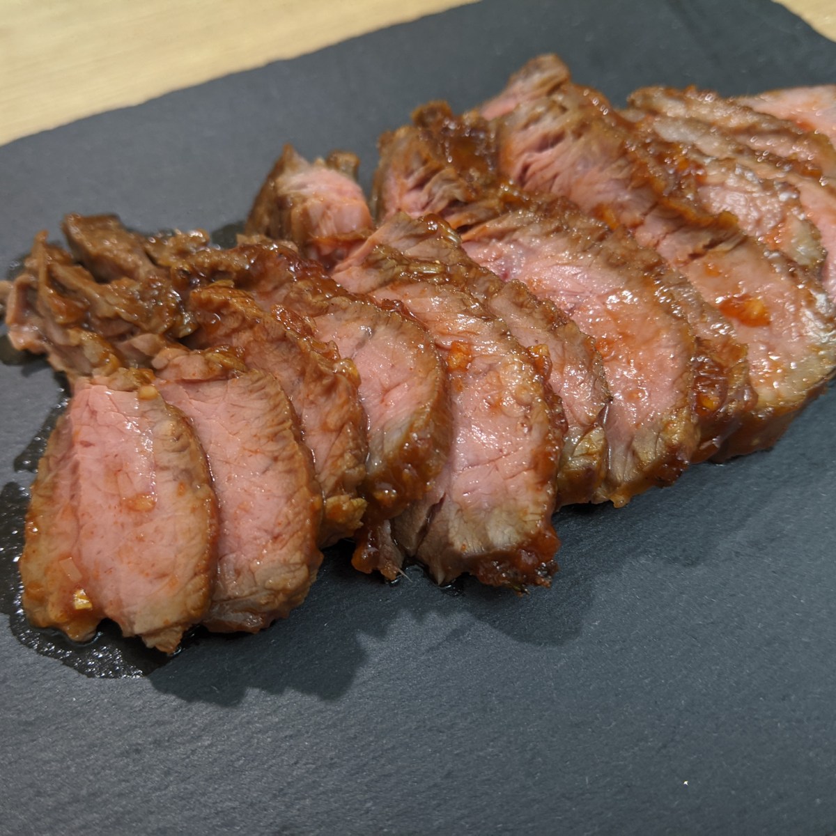 Valkosipulihunajakastike