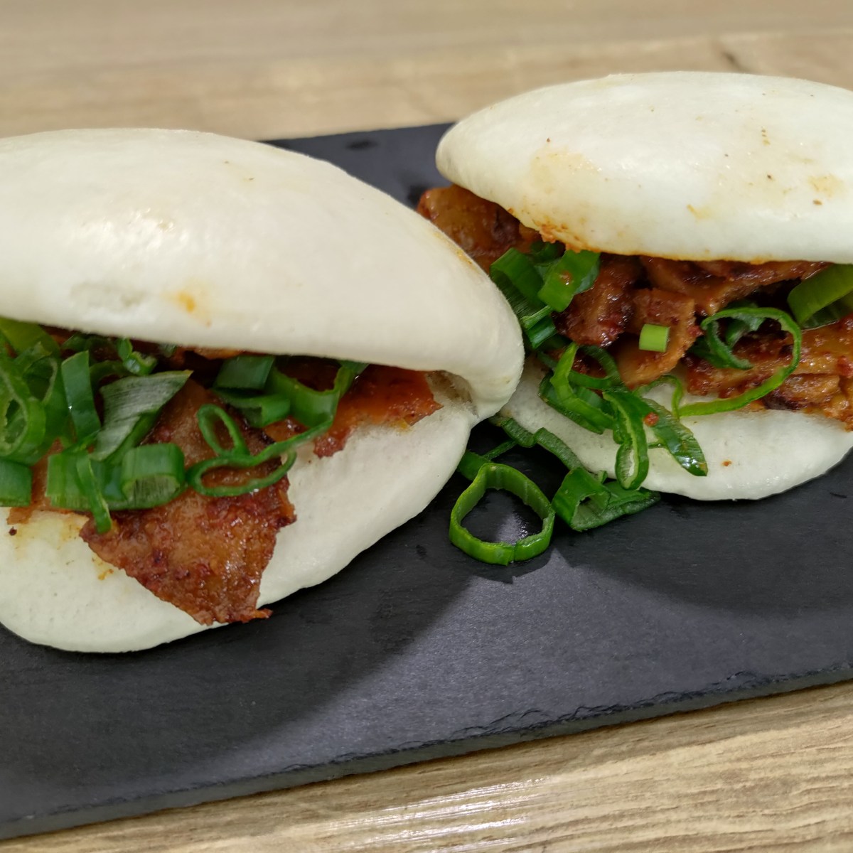 Chili-sitrus sämpylät